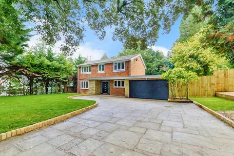 4 bedroom detached house for sale, Welcomes Road, Kenley, CR8