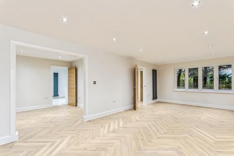 4 bedroom detached house for sale, Welcomes Road, Kenley, CR8