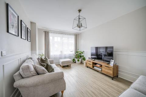 undefined, Shackleton Grove, Leighton Buzzard