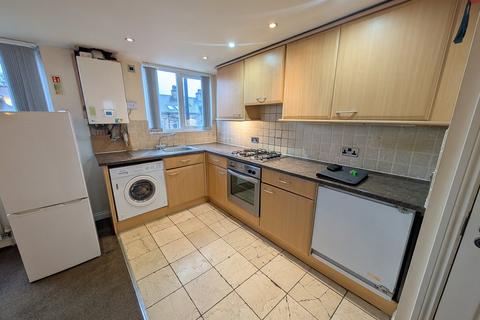1 bedroom flat to rent, Bingley Road, Shipley, BD18