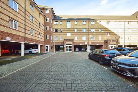 2 bedroom flat for sale, St. Peters Street, Maidstone, Kent, ME16