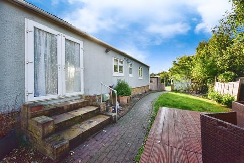 undefined, Riverside Park, Farleigh Bridge, East Farleigh, Maidstone, ME16