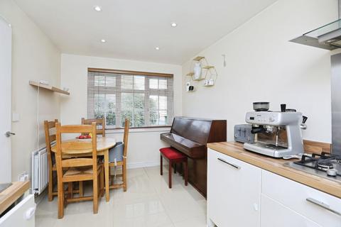 3 bedroom semi-detached house for sale, Darwin Avenue, Maidstone, Kent, ME15