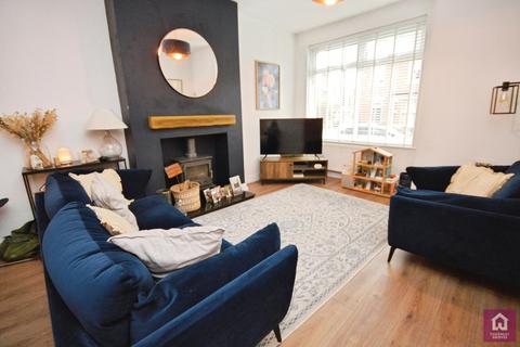 3 bedroom terraced house for sale, Randlesham Street, Manchester M25