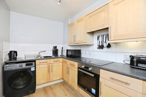 1 bedroom flat for sale, St. Peters Street, MAIDSTONE, Kent, ME16