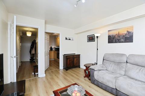 1 bedroom flat for sale, St. Peters Street, MAIDSTONE, Kent, ME16