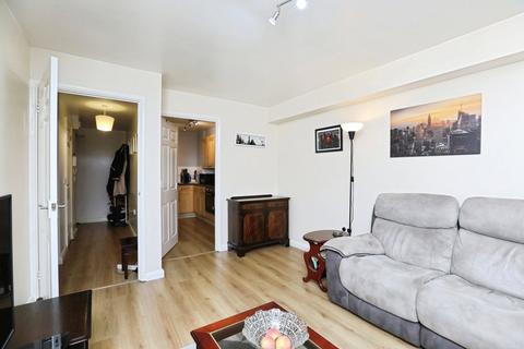 1 bedroom flat for sale, St. Peters Street, Maidstone, Kent, ME16