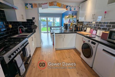 3 bedroom semi-detached house for sale, Rubicon Avenue, Wickford