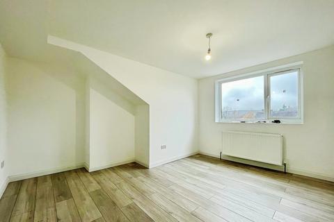 undefined, Roseville Terrace, West Yorkshire LS15