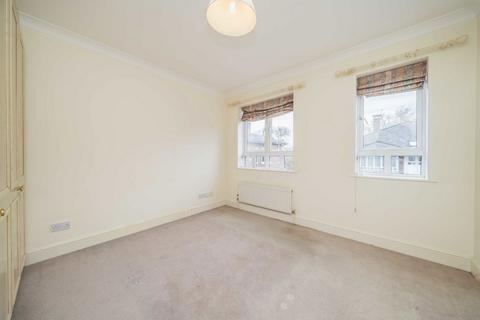 2 bedroom flat to rent, May Bate Avenue, Kingston Upon Thames KT2