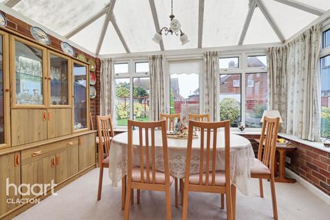 2 bedroom detached bungalow for sale, Alleyne Way, Clacton-On-Sea