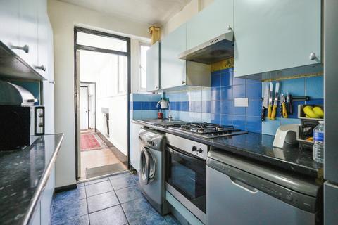 3 bedroom terraced house for sale, Woodmansterne Road, London, SW16