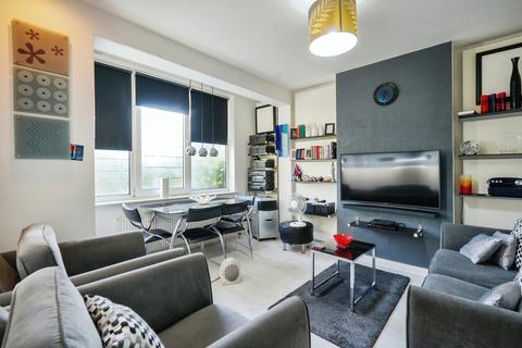 Woodmansterne Road, London, SW16