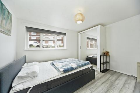 undefined, The Lawns, London, SE19