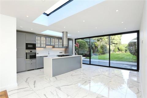 3 bedroom end of terrace house for sale, Tennison Road, London, SE25