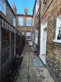2 bedroom flat for sale, Renmuir Street, London, SW17