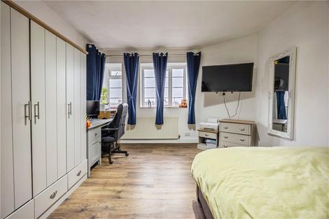 undefined, London Road, THORNTON HEATH, Surrey, CR7