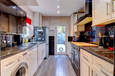 3 bedroom semi-detached house for sale, Micklefield Road, Buckinghamshire HP13