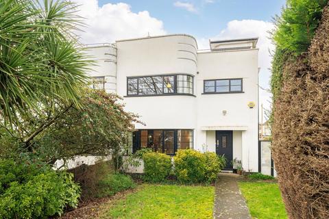undefined, Rivermeads Avenue, Twickenham TW2