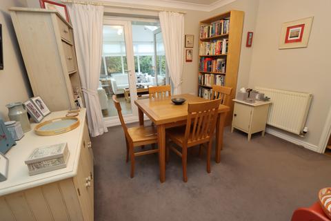 3 bedroom detached house for sale, Briar Vale, West Monkseaton, Whitley Bay, NE25 9AZ