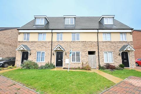 3 bedroom terraced house for sale, Tayberry Way, Whittlesey PE7
