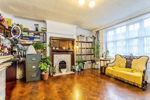 undefined, Tudor Court, Russell Hill Road, Purley, CR8