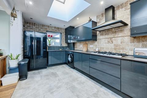 5 bedroom bungalow for sale, Arun Close, Bedford, Bedfordshire, MK41