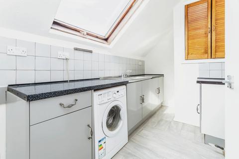 1 bedroom flat for sale, Brighton Road, Purley, CR8