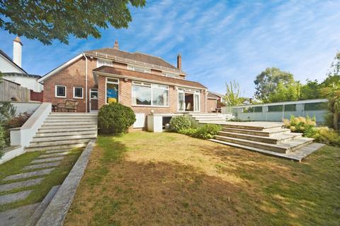 undefined, Russell Hill, Purley, CR8