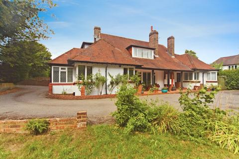 4 bedroom semi-detached house for sale, Foxley Lane, Purley, CR8