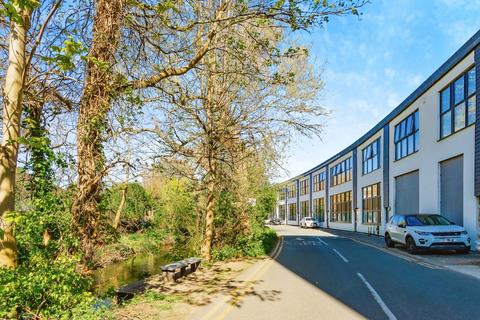 undefined, Restmor Way, Wallington, SM6