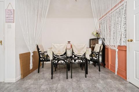 3 bedroom flat for sale, Williamson Road, Kempston, Bedford, Bedfordshire, MK42