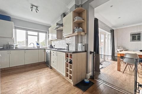 4 bedroom semi-detached house for sale, Broomfield Avenue, Telscombe Cliffs, BN10 7AL