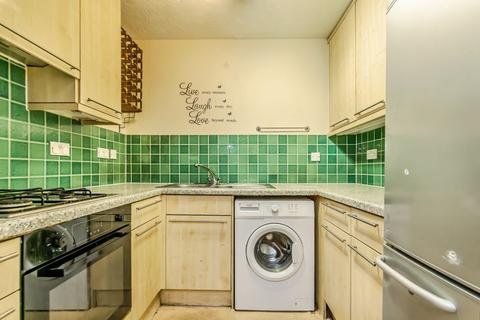 undefined, Brighton Road, Purley, CR8