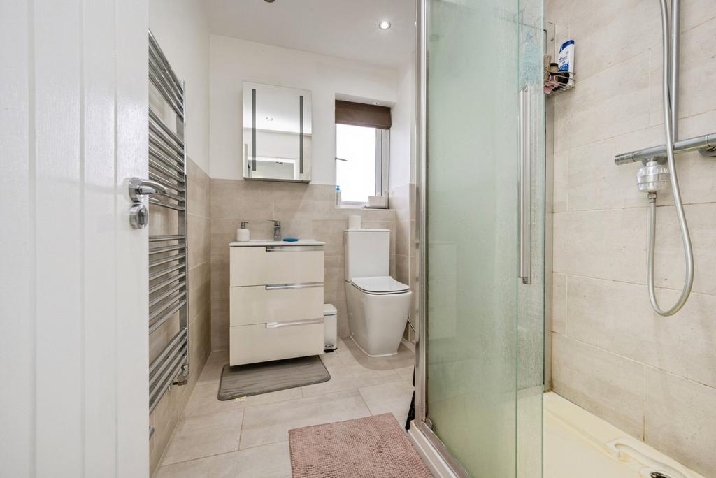 En Suite 2