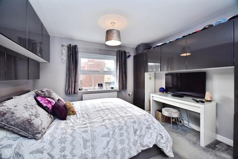 5 bedroom semi-detached house for sale, Premier Way, Kemsley, Sittingbourne, ME10