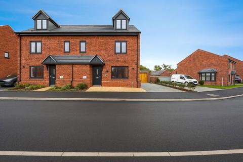 undefined, Weavers Grange, London Road, Bozeat, NN29