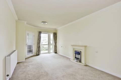 1 bedroom flat for sale, Canterbury Road, Sittingbourne, Kent, ME10