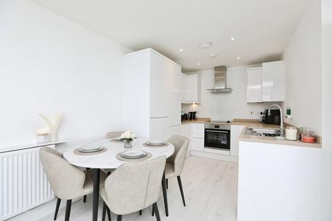 1 bedroom flat for sale, Cooks Lane, Sittingbourne, Kent, ME10