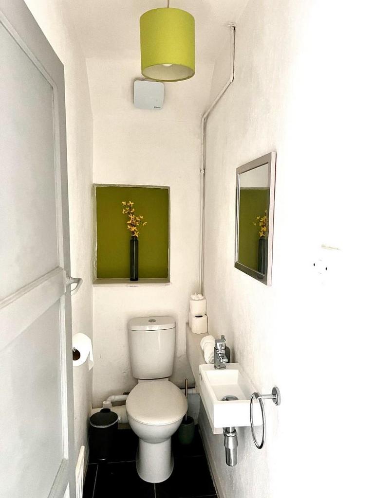 Cloakroom.jpeg