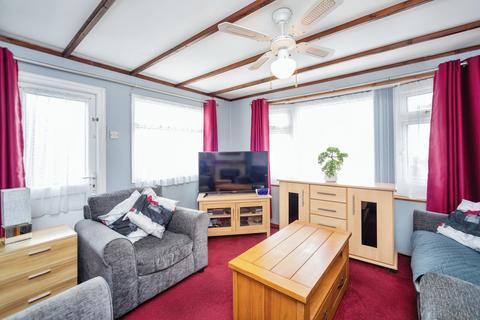 2 bedroom detached house for sale, Beckenham Park, Otterham Quay Lane, Rainham, Gillingham, ME8