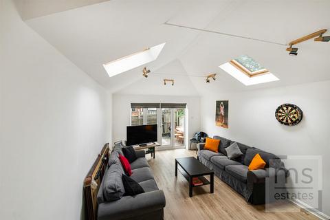 undefined, Sherwin Road, Nottingham NG7