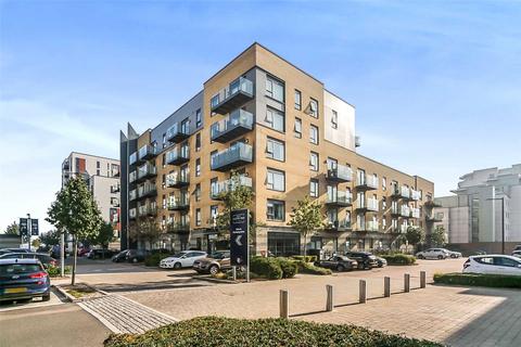 3 bedroom flat for sale, Pearl Lane, Gillingham, Kent, ME7