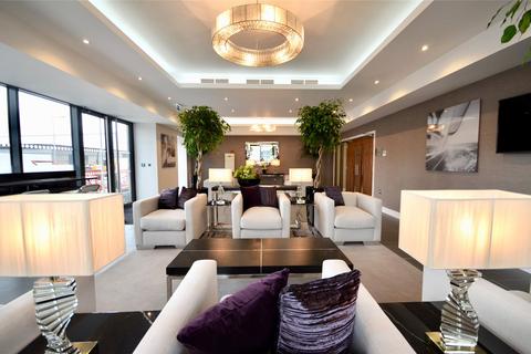 3 bedroom flat for sale, Pearl Lane, Gillingham, Kent, ME7