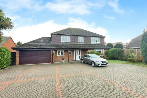 4 bedroom detached house for sale, Station Road, Teynham, Sittingbourne, Kent, ME9