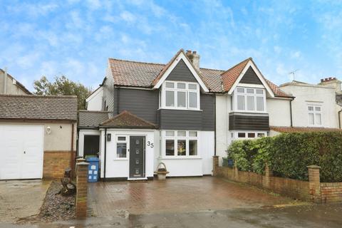 Wises Lane, Sittingbourne, Kent, ME10