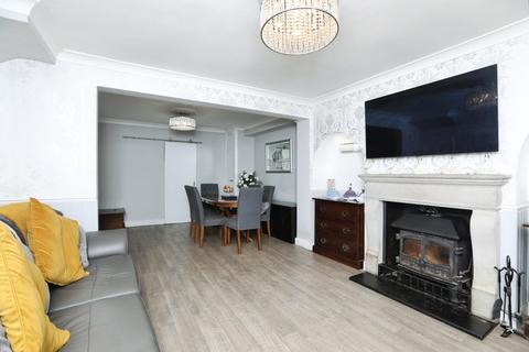 3 bedroom semi-detached house for sale, Wises Lane, Sittingbourne, Kent, ME10