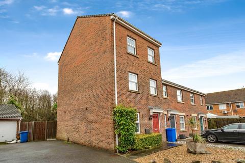 4 bedroom end of terrace house for sale, Agate Court, Sittingbourne, Kent, ME10