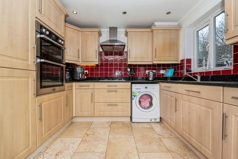 4 bedroom end of terrace house for sale, Agate Court, Sittingbourne, Kent, ME10