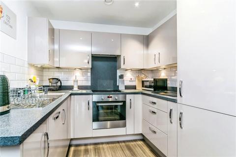 undefined, Cabot Close, Croydon, CR0
